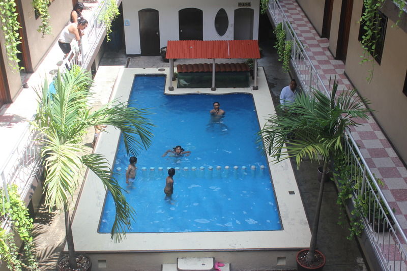Sevillano Acapulco Extérieur photo